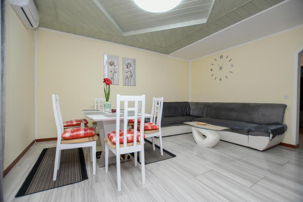 Apartments Katja Porec Ngoại thất bức ảnh