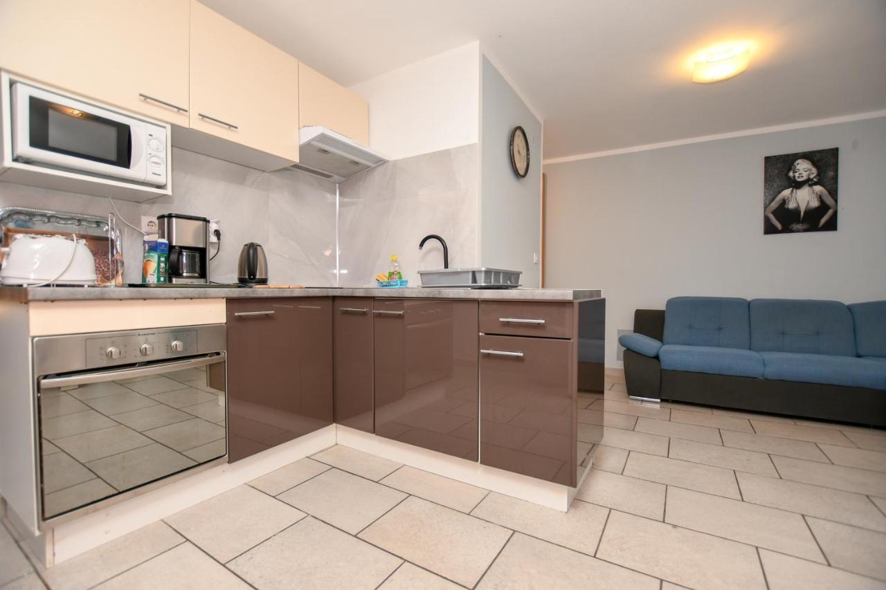Apartments Katja Porec Ngoại thất bức ảnh